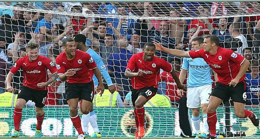 كارديف يقهر مانشستر سيتي وتوتنهام ينضم لأهل القمة بالدوري الإنجليزي